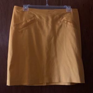 Mustard color pencil skirt!